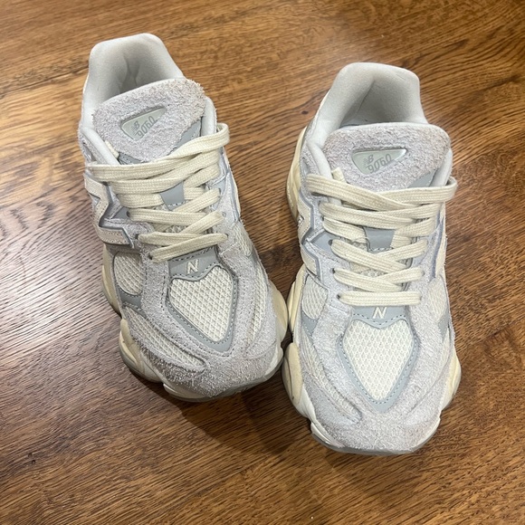 New balance 9060 - Picture 1 of 3